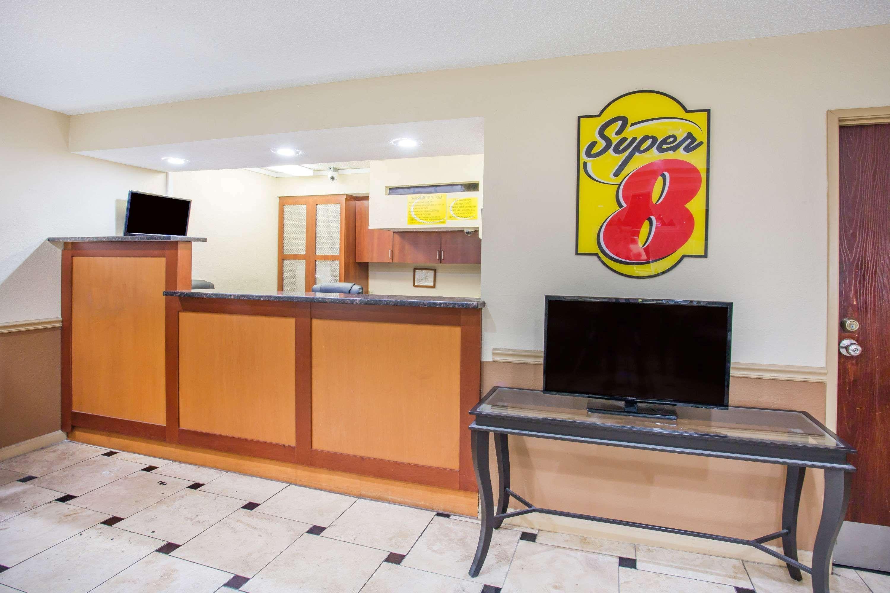 Мотель Super 8 By Wyndham Харрисонберг Экстерьер фото